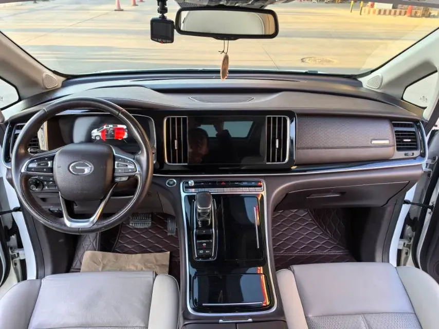 2021 GAC Trumpchi M8 2.0T 252HP L4 8AT,autocango,china used car exporter,china ev exporter,chinese used car exporter,chinese used ev exporter