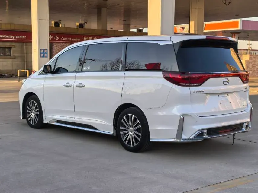 2021 GAC Trumpchi M8 2.0T 252HP L4 8AT,autocango,china used car exporter,china ev exporter,chinese used car exporter,chinese used ev exporter