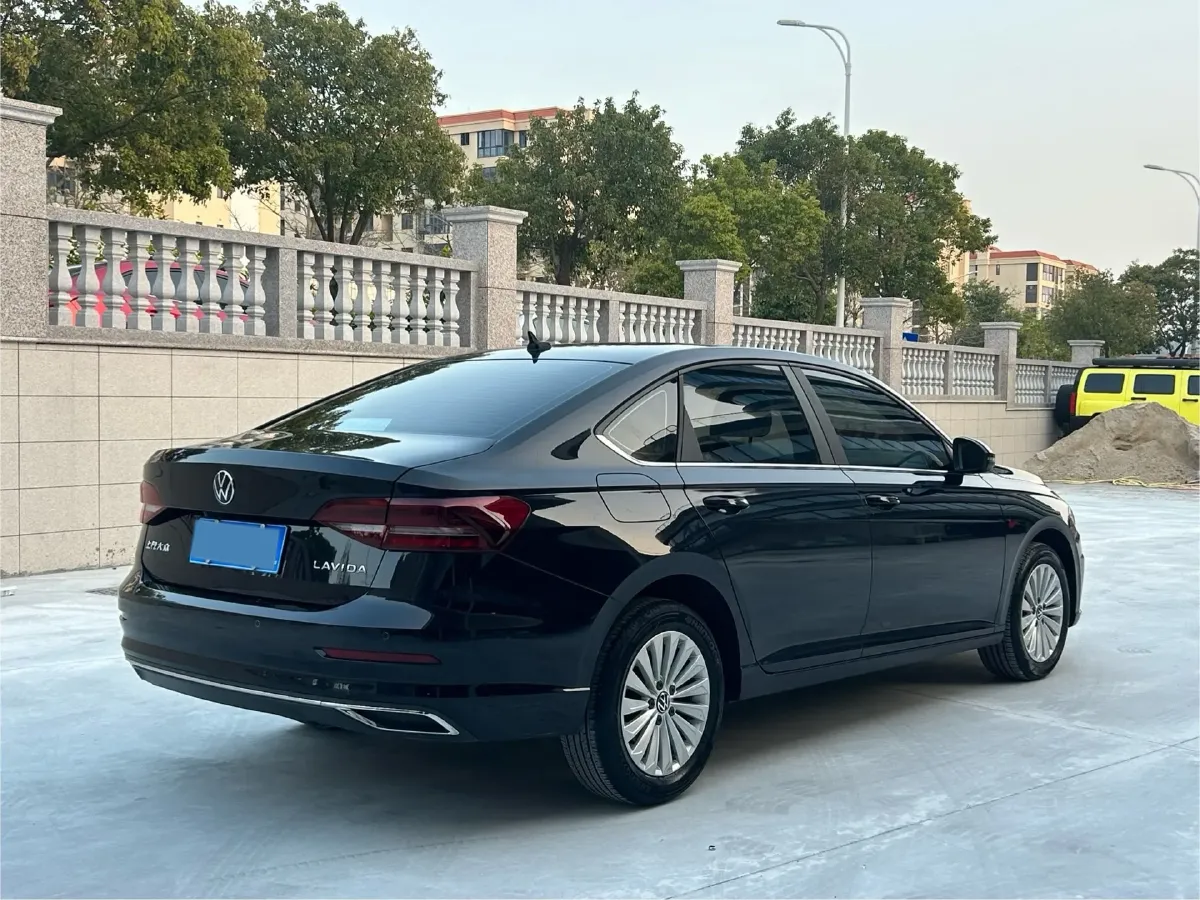 2021 Volkswagen Lavida 1.5L 113HP L4 6AT,autocango,china used car exporter,china ev exporter,chinese used car exporter,chinese used ev exporter