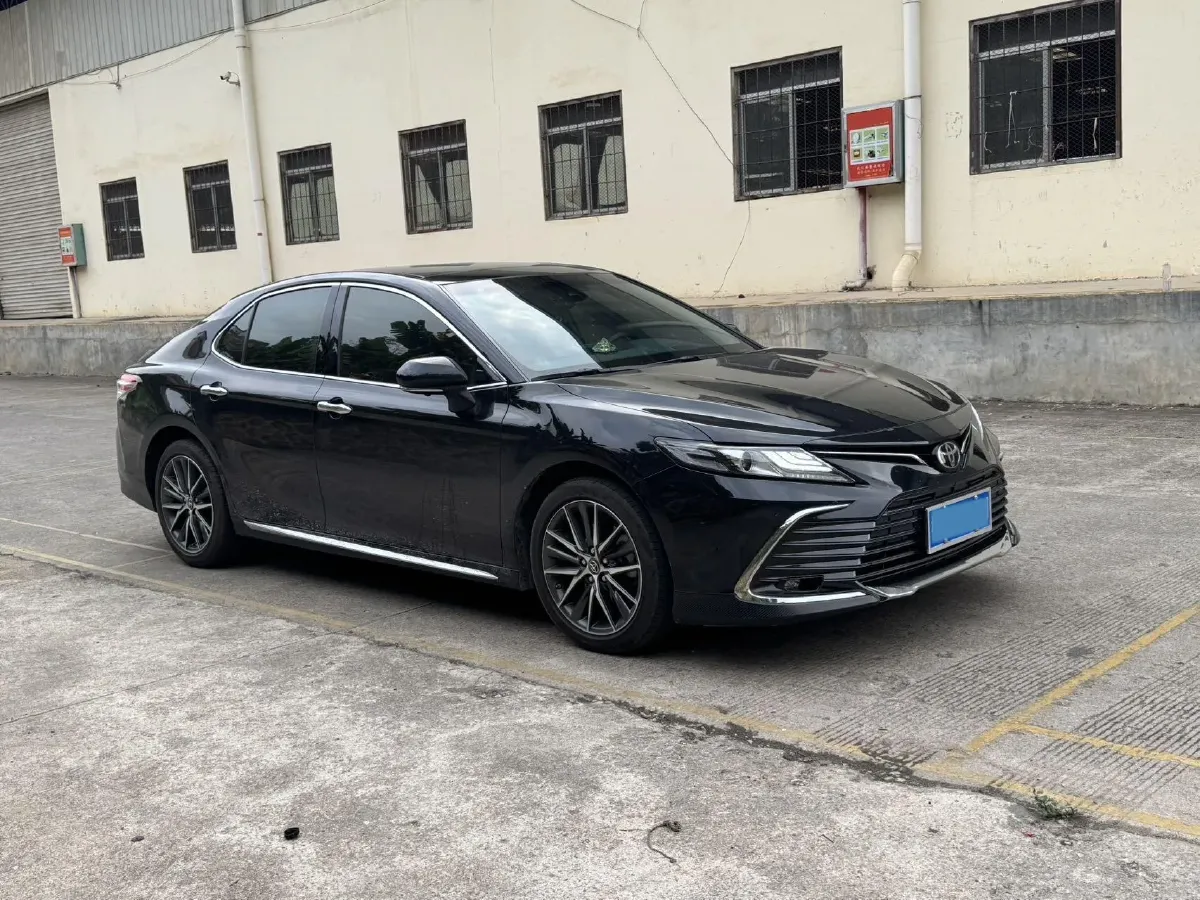 2023 Toyota Camry 2.5L 207HP L4 8AT,autocango,china used car exporter,china ev exporter,chinese used car exporter,chinese used ev exporter