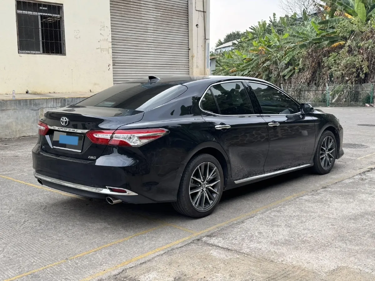 2023 Toyota Camry 2.5L 207HP L4 8AT,autocango,china used car exporter,china ev exporter,chinese used car exporter,chinese used ev exporter