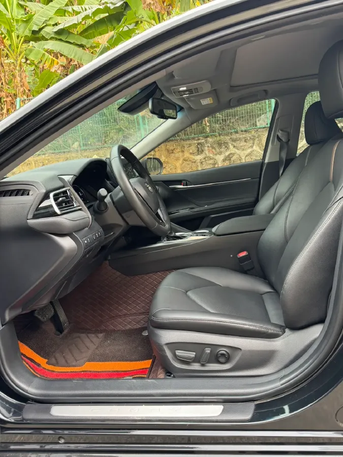 2023 Toyota Camry 2.5L 207HP L4 8AT,autocango,china used car exporter,china ev exporter,chinese used car exporter,chinese used ev exporter