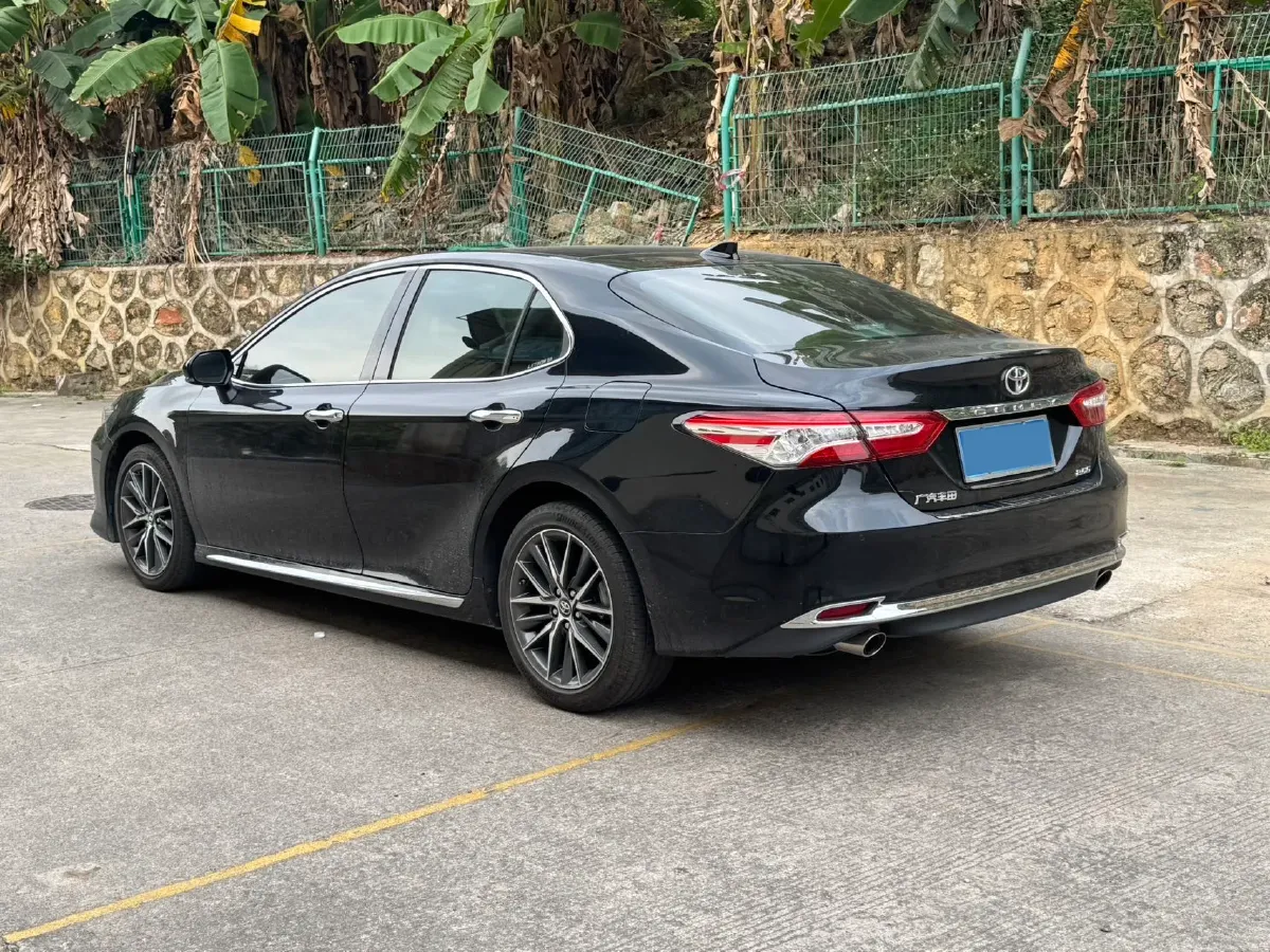 2023 Toyota Camry 2.5L 207HP L4 8AT,autocango,china used car exporter,china ev exporter,chinese used car exporter,chinese used ev exporter