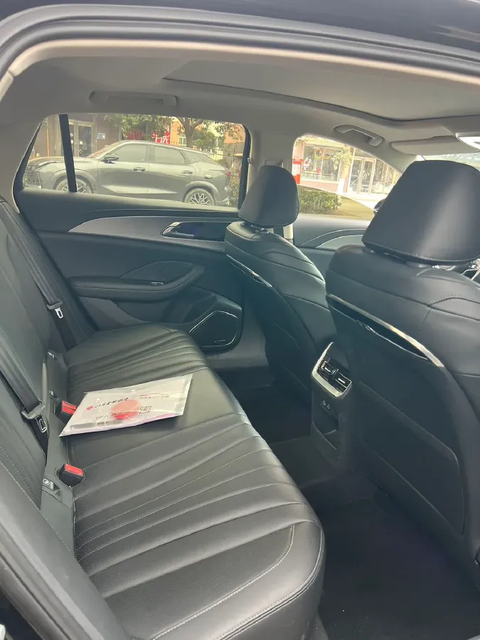 2023 HongQi H5 1.5T 169HP L4 7DCT,autocango,china used car exporter,china ev exporter,chinese used car exporter,chinese used ev exporter