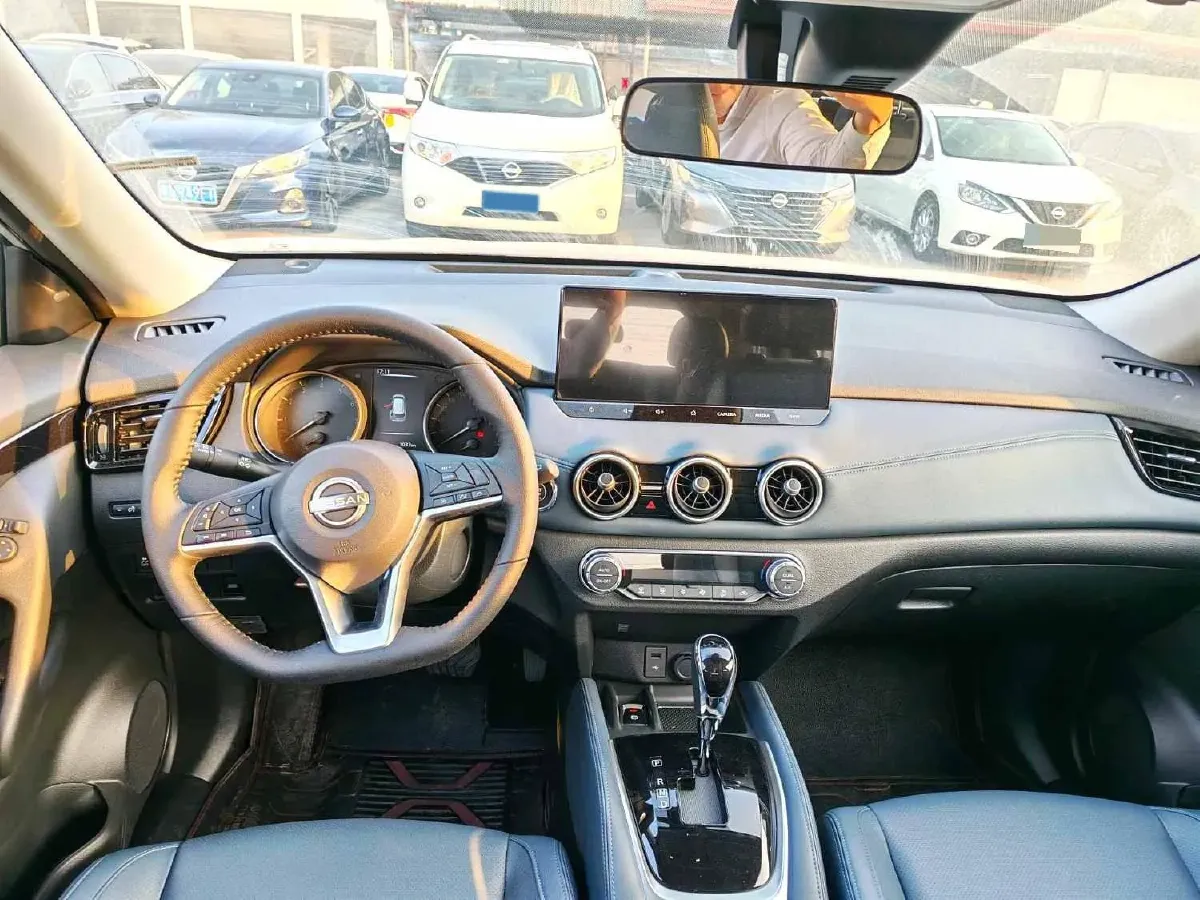 2025 Nissan X-Trail 2.0L 151HP L4 CVT,autocango,china used car exporter,china ev exporter,chinese used car exporter,chinese used ev exporter