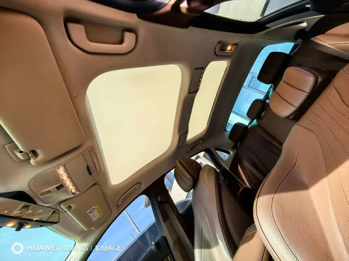 2022 Mercedes-Benz E Class 2.0T 197HP L4 9AT,autocango,china used car exporter,china ev exporter,chinese used car exporter,chinese used ev exporter