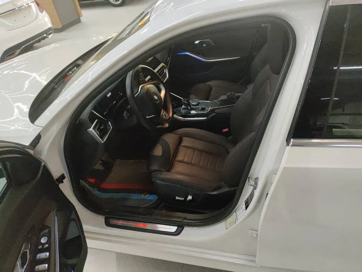 2020 BMW 3 Series 2.0T 184HP L4 8AT,autocango,china used car exporter,china ev exporter,chinese used car exporter,chinese used ev exporter