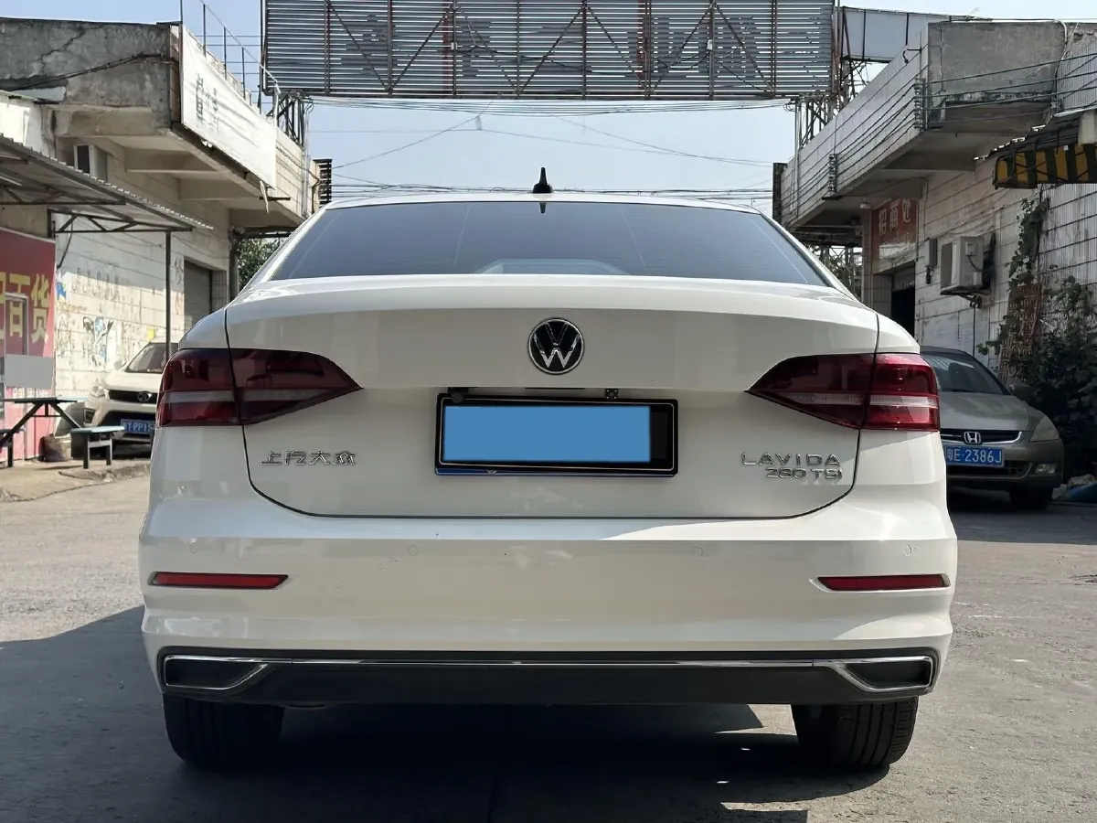 2021 Volkswagen Lavida 1.4T 150HP L4 7DCT,autocango,china used car exporter,china ev exporter,chinese used car exporter,chinese used ev exporter