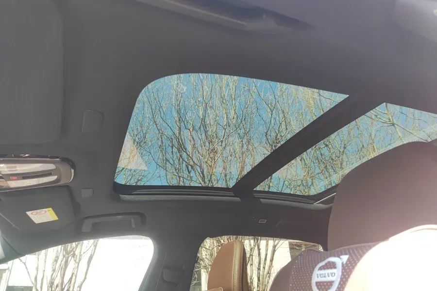 2024 Volvo S90 2.0T 250HP L4 8AT,autocango,china used car exporter,china ev exporter,chinese used car exporter,chinese used ev exporter