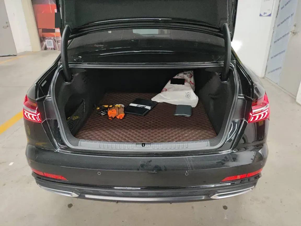 2023 Audi A6L 2.0T 245HP L4 7DCT,autocango,china used car exporter,china ev exporter,chinese used car exporter,chinese used ev exporter