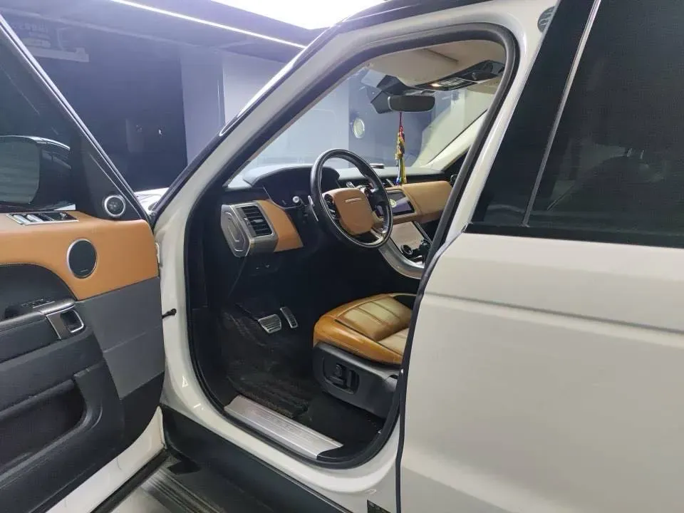 2018 Land Rover Range Rover Sport 3.0T 340HP V6 8AT,autocango,china used car exporter,china ev exporter,chinese used car exporter,chinese used ev exporter