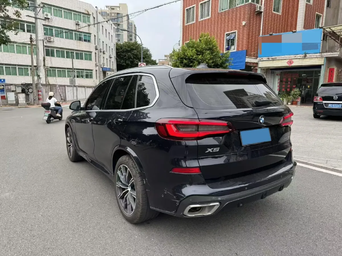 2021 BMW X5 2.0T 265HP L4 8AT,autocango,china used car exporter,china ev exporter,chinese used car exporter,chinese used ev exporter