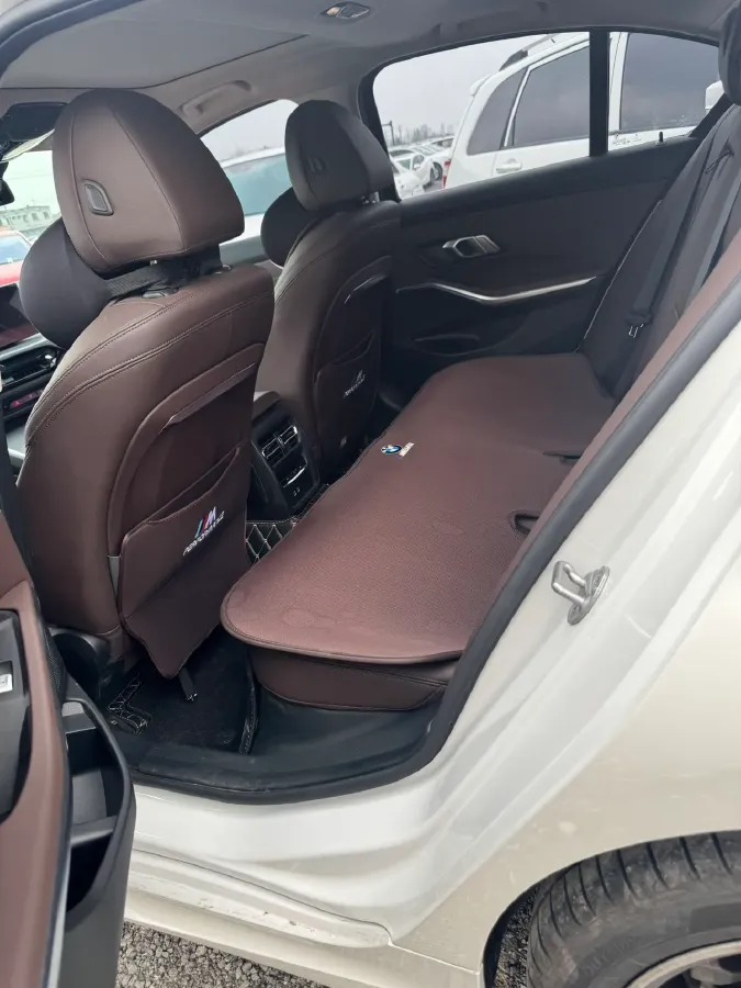 2025 BMW 3 Series 2.0T 184HP L4 8AT,autocango,china used car exporter,china ev exporter,chinese used car exporter,chinese used ev exporter