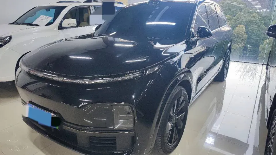 2023 Li L8 Range Extended 154HP REEV 40.9KWH,autocango,china used car exporter,china ev exporter,chinese used car exporter,chinese used ev exporter