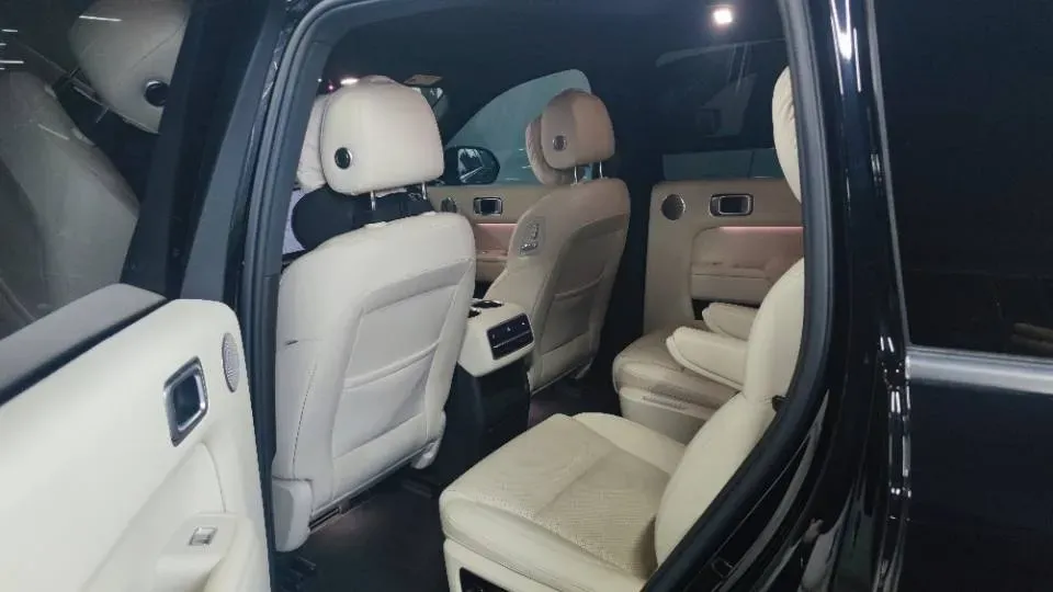 2023 Li L8 Range Extended 154HP REEV 40.9KWH,autocango,china used car exporter,china ev exporter,chinese used car exporter,chinese used ev exporter