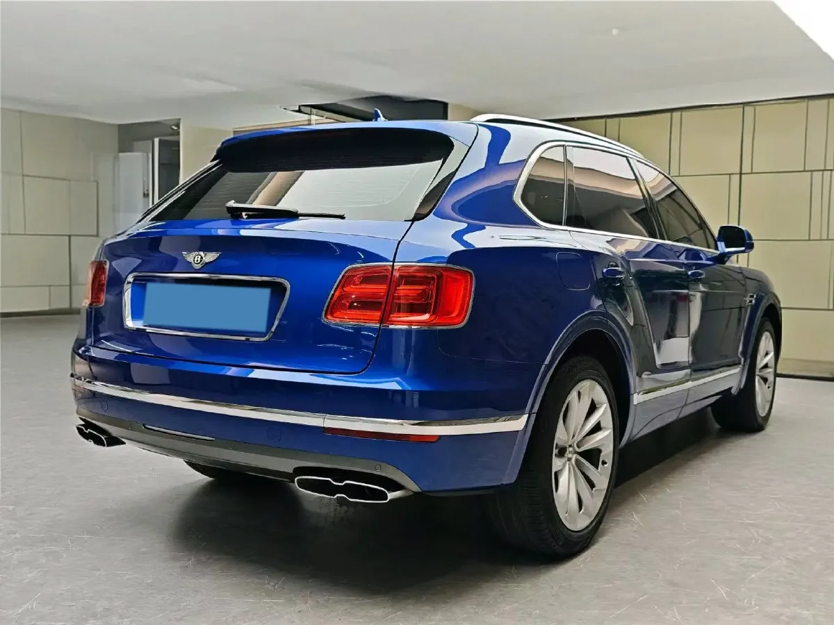 2018 Bentley Bentayga 4.0T 550HP V8 8AT,autocango,china used car exporter,china ev exporter,chinese used car exporter,chinese used ev exporter
