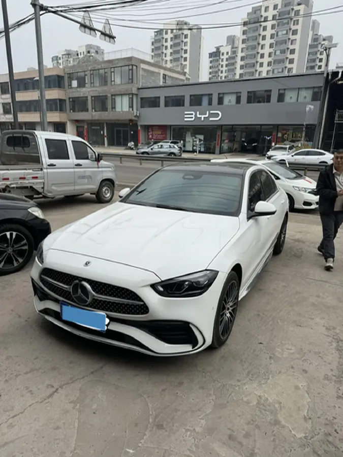 2025 Mercedes-Benz C Class 1.5T 204HP L4 9AT,autocango,china used car exporter,china ev exporter,chinese used car exporter,chinese used ev exporter