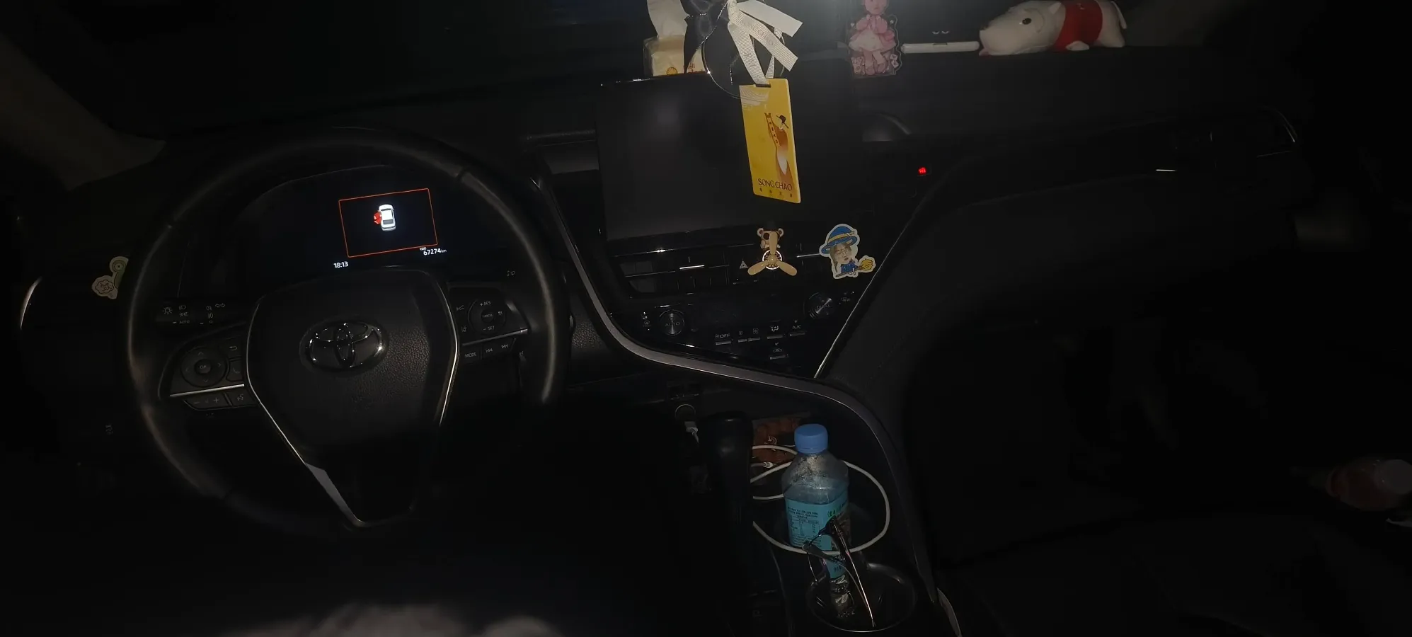 2021 Toyota Camry 2.5L 209HP L4 8AT,autocango,china used car exporter,china ev exporter,chinese used car exporter,chinese used ev exporter