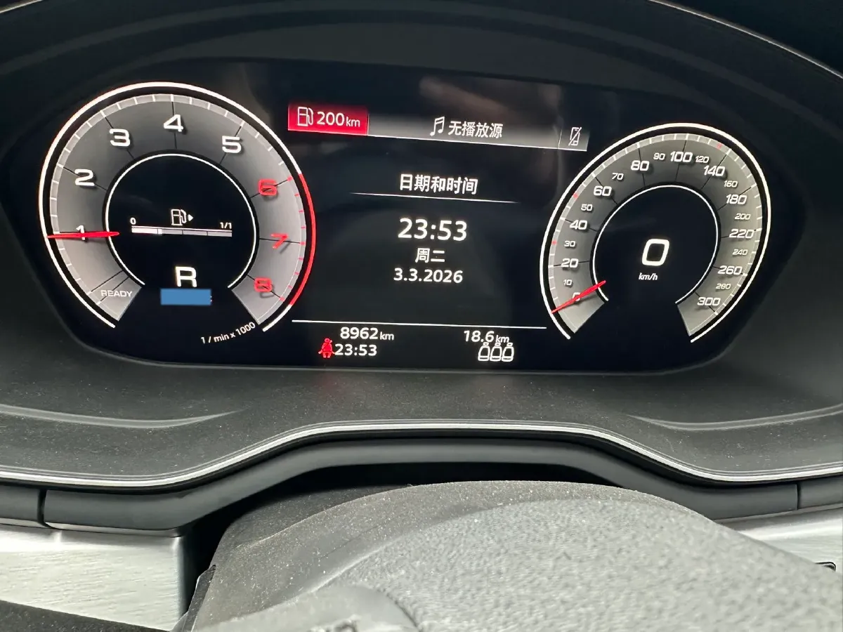 2024 Audi A4L 2.0T 190HP L4 7DCT,autocango,china used car exporter,china ev exporter,chinese used car exporter,chinese used ev exporter