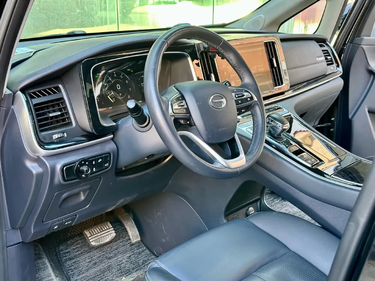 2023 GAC Trumpchi M8 2.0T 252HP L4 8AT,autocango,china used car exporter,china ev exporter,chinese used car exporter,chinese used ev exporter