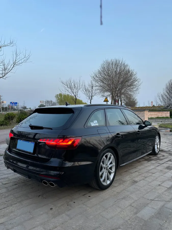 2021 Audi A4 2.0T 204HP L4 7DCT,autocango,china used car exporter,china ev exporter,chinese used car exporter,chinese used ev exporter