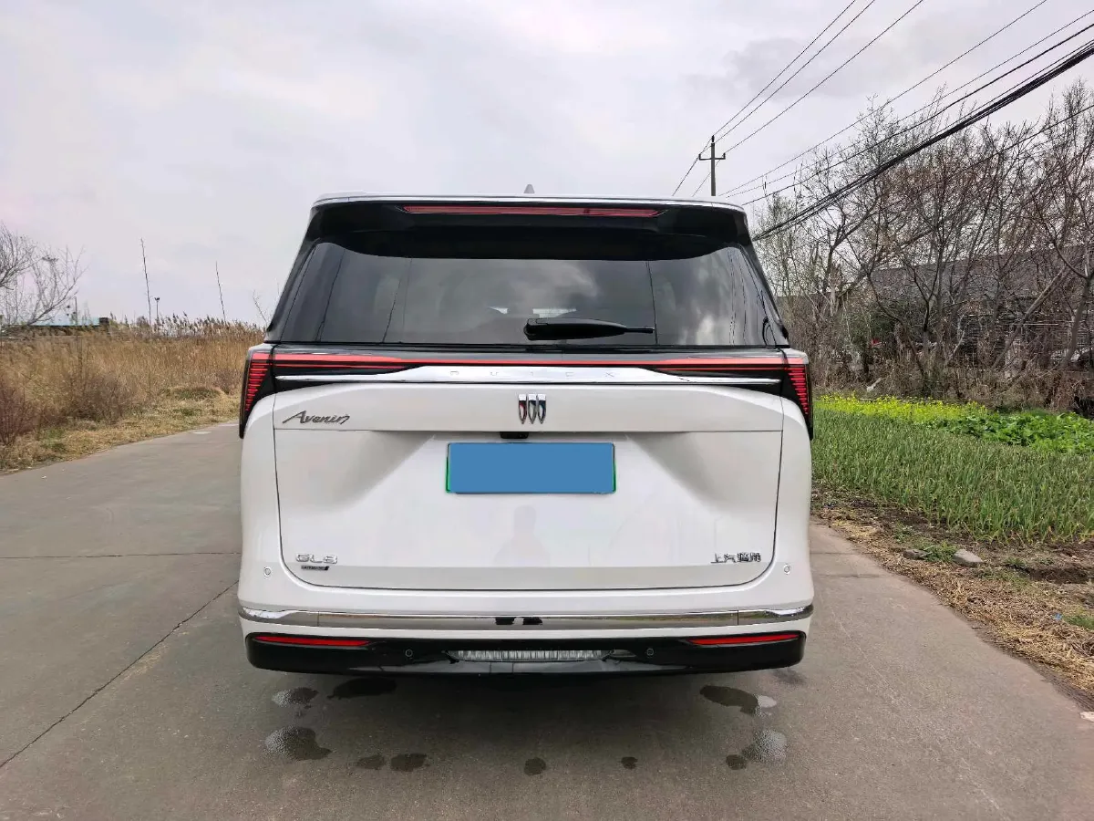 2025 Buick GL8 2.0T 237HP L4 9AT,autocango,china used car exporter,china ev exporter,chinese used car exporter,chinese used ev exporter