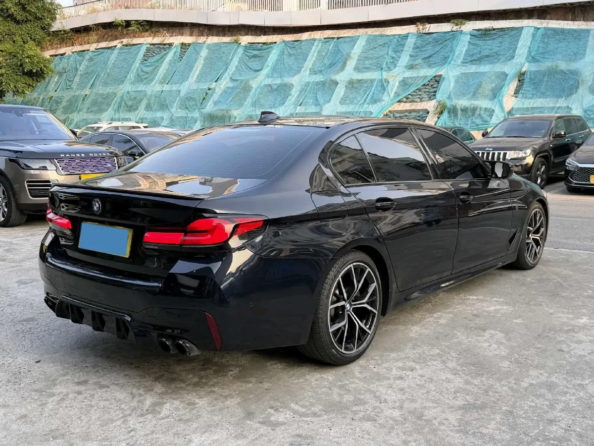 2021 BMW 5 Series 2.0T 252HP L4 8AT,autocango,china used car exporter,china ev exporter,chinese used car exporter,chinese used ev exporter