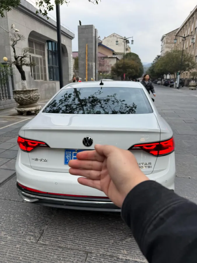 2023 Volkswagen Sagitar 1.4T 150HP L4 7DCT,autocango,china used car exporter,china ev exporter,chinese used car exporter,chinese used ev exporter