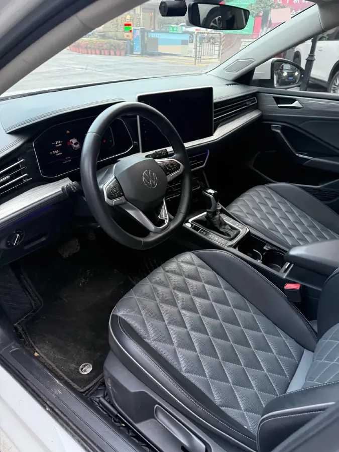 2023 Volkswagen Sagitar 1.4T 150HP L4 7DCT,autocango,china used car exporter,china ev exporter,chinese used car exporter,chinese used ev exporter