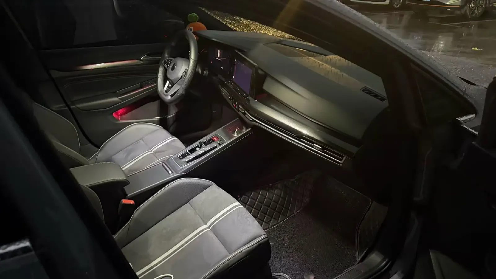 2024 Volkswagen Golf 1.4T 150HP L4 7DCT,autocango,china used car exporter,china ev exporter,chinese used car exporter,chinese used ev exporter