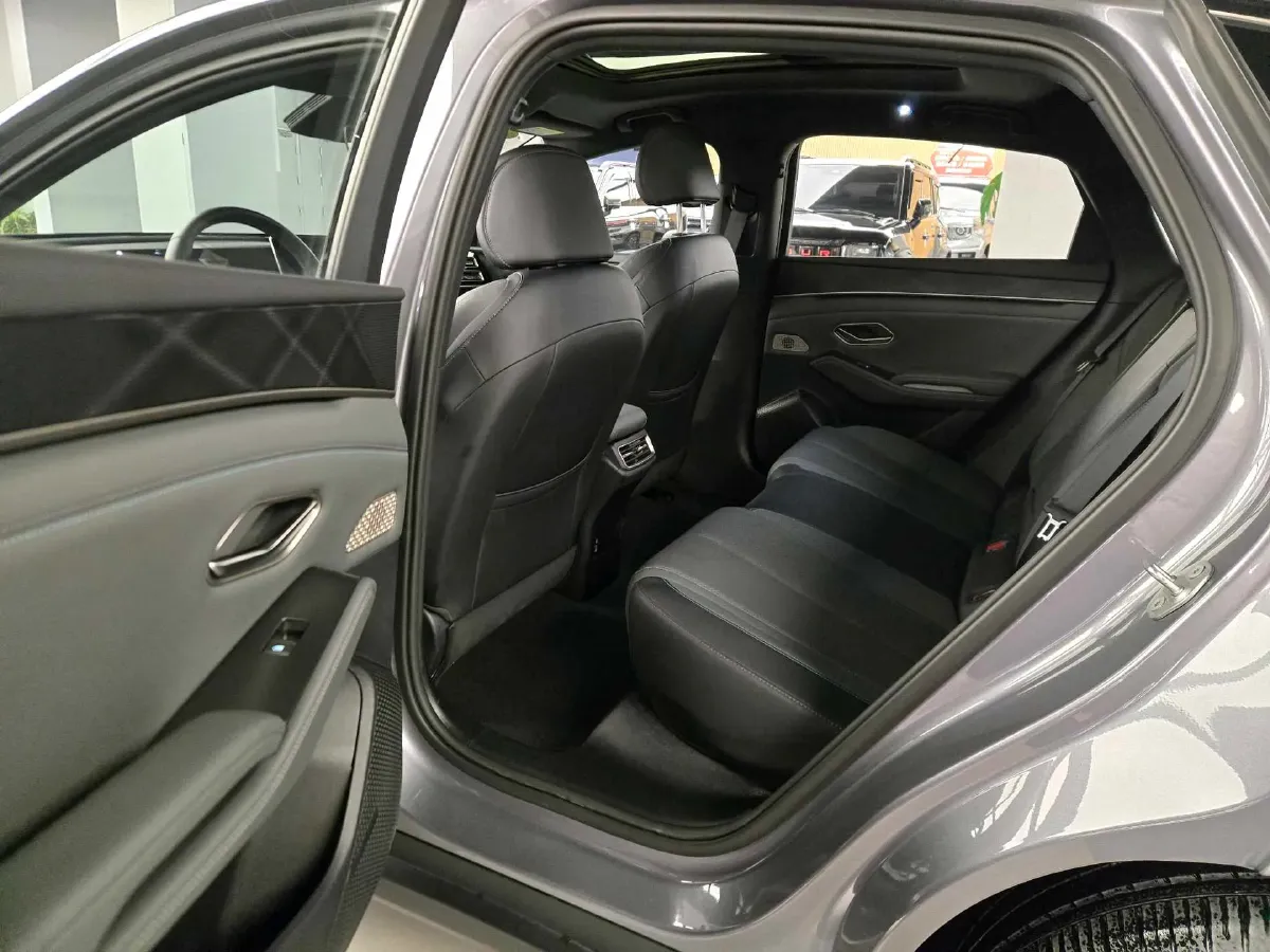 2025 BYD QinL 1.5L 101HP L4 E-CVT PHEV 15.87KWH,autocango,china used car exporter,china ev exporter,chinese used car exporter,chinese used ev exporter