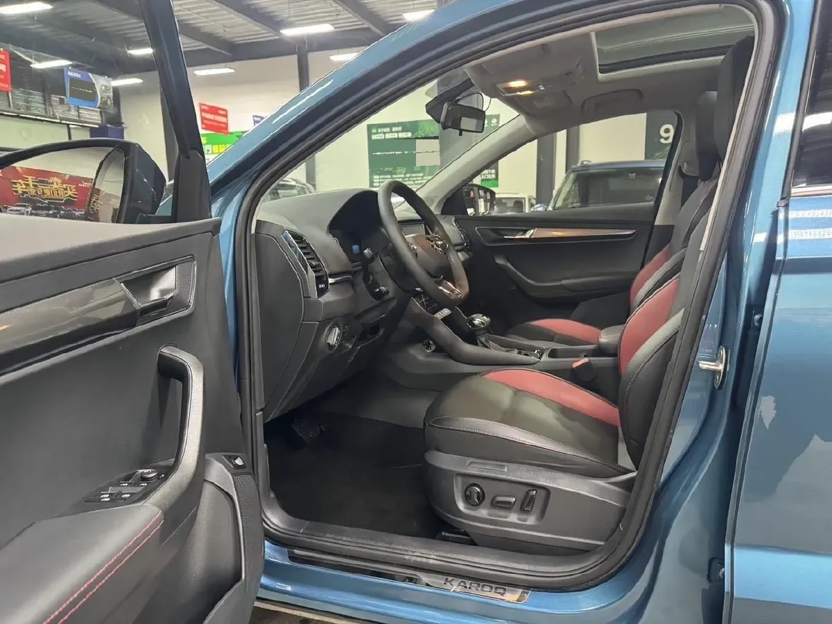 2022 Skoda Karoq 1.4T 150HP L4 7DCT,autocango,china used car exporter,china ev exporter,chinese used car exporter,chinese used ev exporter