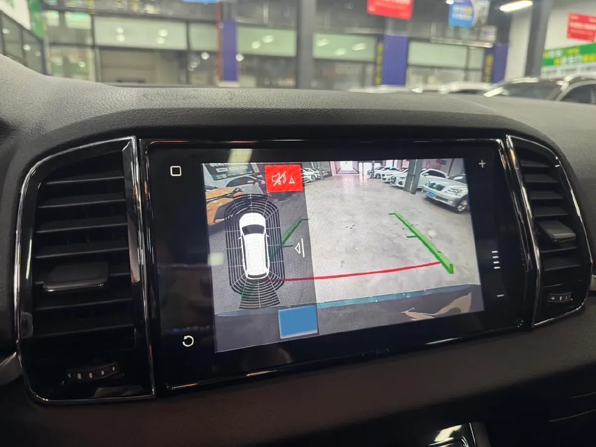 2022 Skoda Karoq 1.4T 150HP L4 7DCT,autocango,china used car exporter,china ev exporter,chinese used car exporter,chinese used ev exporter