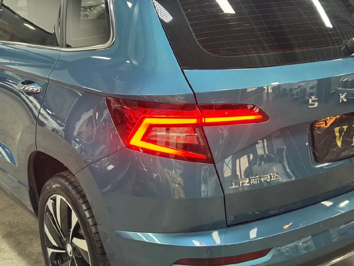 2022 Skoda Karoq 1.4T 150HP L4 7DCT,autocango,china used car exporter,china ev exporter,chinese used car exporter,chinese used ev exporter