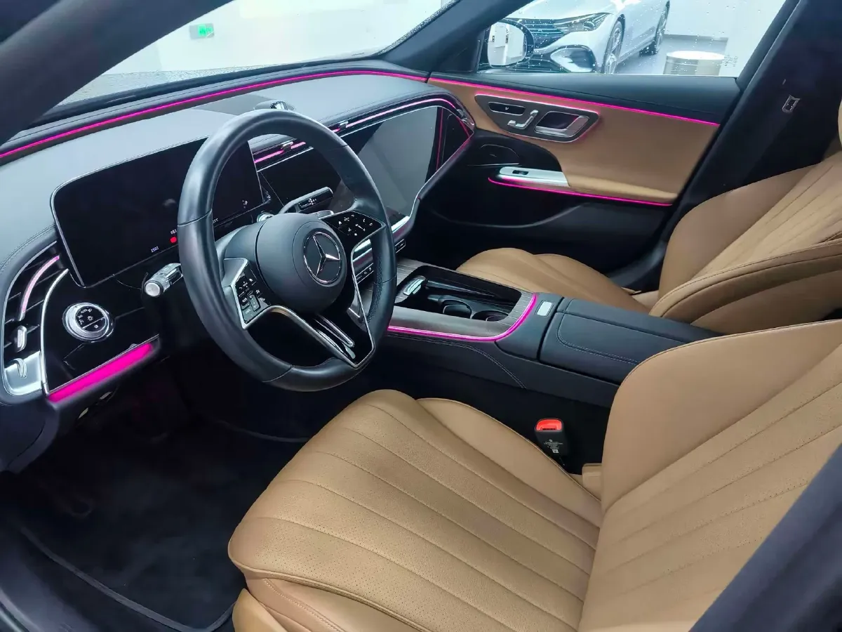 2024 Mercedes-Benz E Class 2.0T 204HP L4 9AT PHEV 25.4KWH,autocango,china used car exporter,china ev exporter,chinese used car exporter,chinese used ev exporter