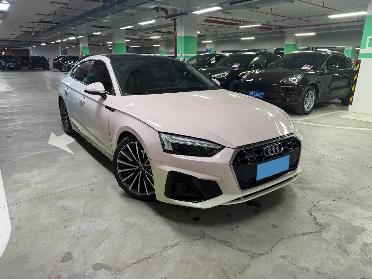 2022 Audi A5 2.0T 204HP L4 7DCT,autocango,china used car exporter,china ev exporter,chinese used car exporter,chinese used ev exporter