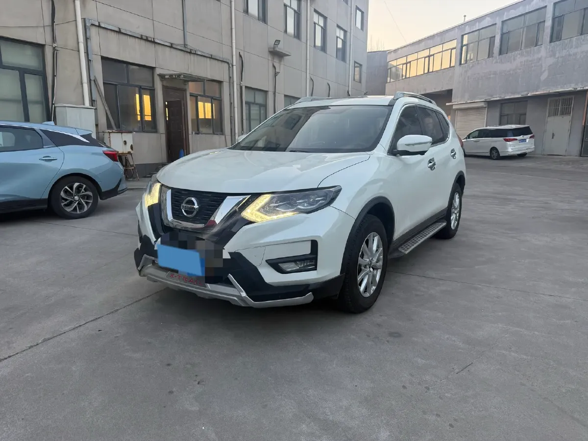 2021 Nissan X-Trail 2.0L 151HP L4 CVT,autocango,china used car exporter,china ev exporter,chinese used car exporter,chinese used ev exporter