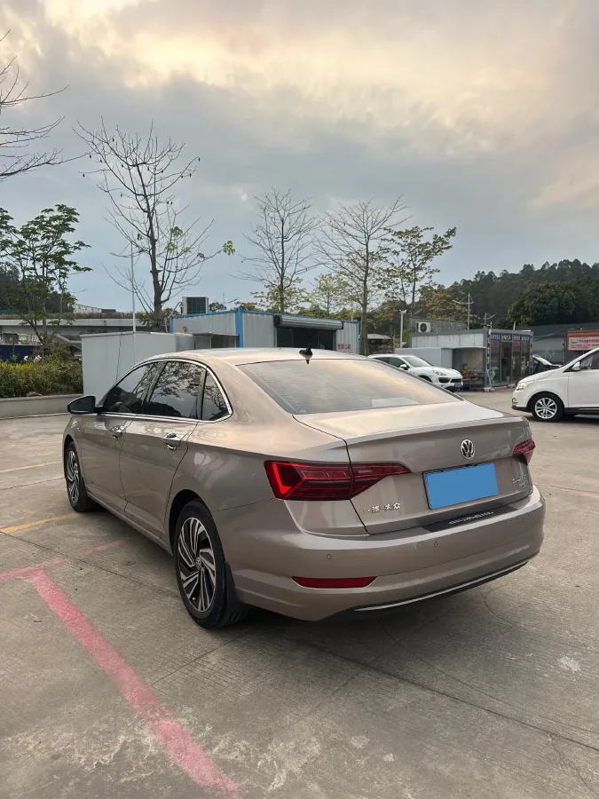 2021 Volkswagen Sagitar 1.4T 150HP L4 7DCT,autocango,china used car exporter,china ev exporter,chinese used car exporter,chinese used ev exporter