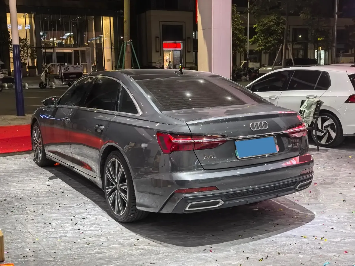 2021 Audi A6L 3.0T 340HP V6 7DCT,autocango,china used car exporter,china ev exporter,chinese used car exporter,chinese used ev exporter
