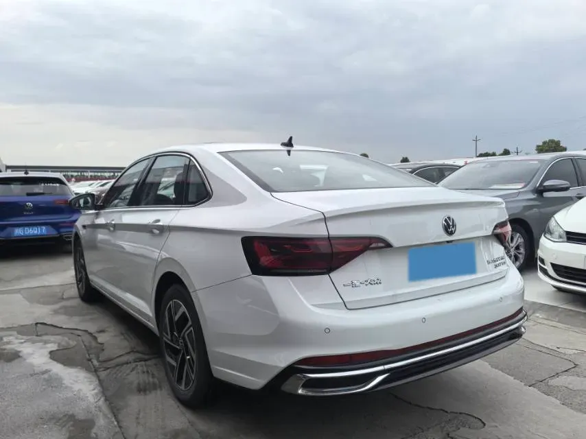 2023 Volkswagen Sagitar 1.5T 160HP L4 7DCT,autocango,china used car exporter,china ev exporter,chinese used car exporter,chinese used ev exporter