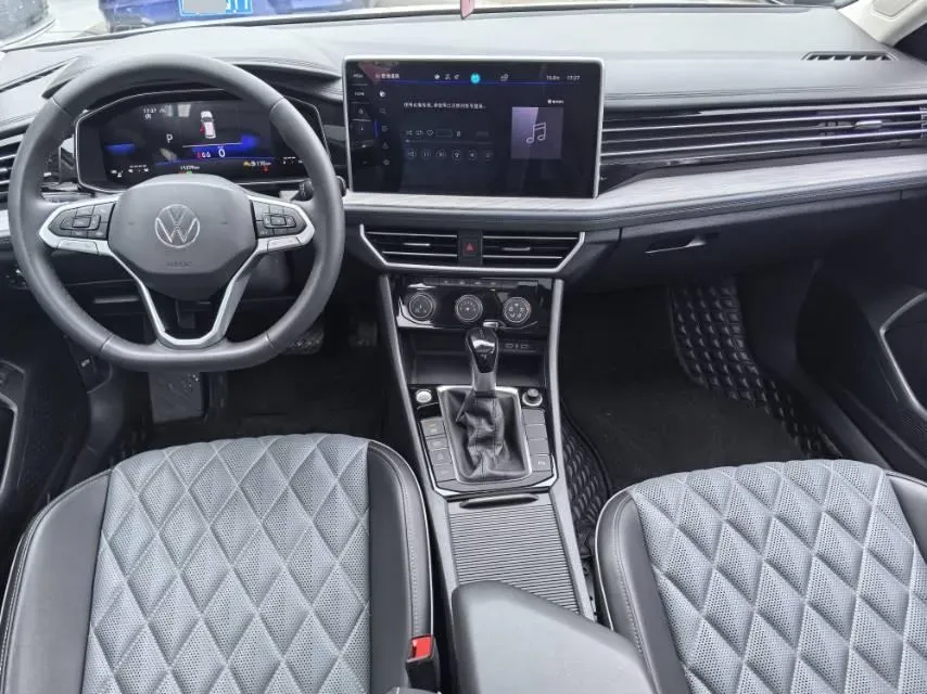 2023 Volkswagen Sagitar 1.5T 160HP L4 7DCT,autocango,china used car exporter,china ev exporter,chinese used car exporter,chinese used ev exporter