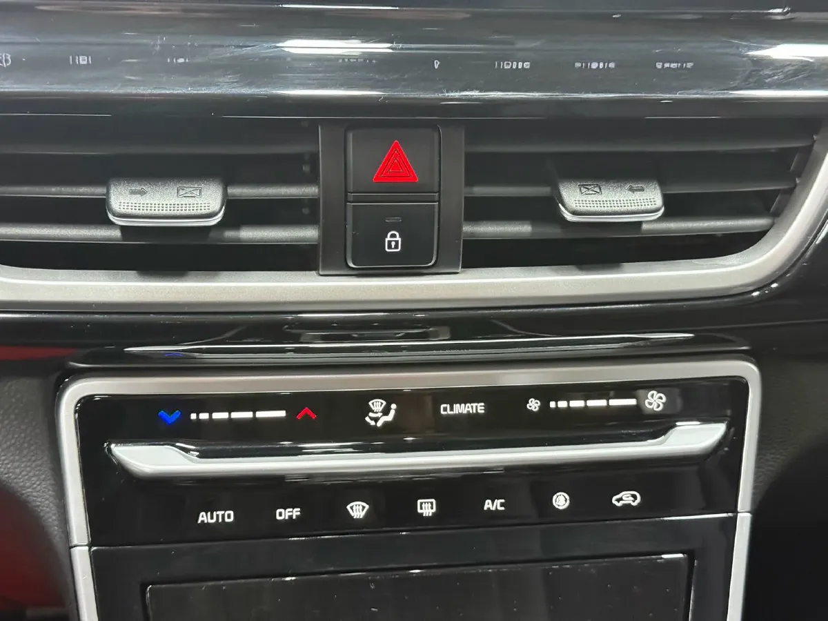 2021 Kia KX3 1.5L 115HP L4 CVT,autocango,china used car exporter,china ev exporter,chinese used car exporter,chinese used ev exporter