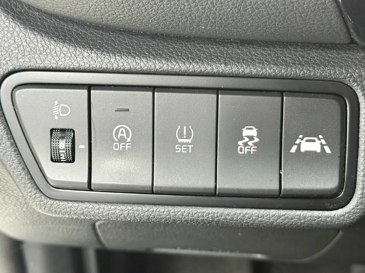 2021 Kia KX3 1.5L 115HP L4 CVT,autocango,china used car exporter,china ev exporter,chinese used car exporter,chinese used ev exporter