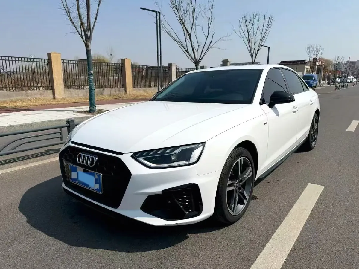 2020 Audi A4L 2.0T 190HP L4 7DCT,autocango,china used car exporter,china ev exporter,chinese used car exporter,chinese used ev exporter