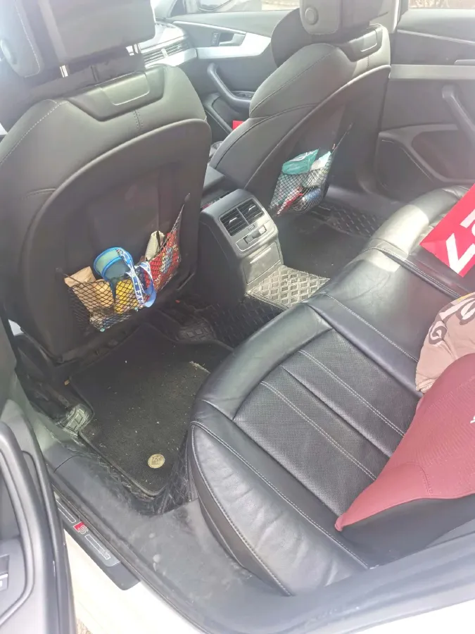 2020 Audi A4L 2.0T 190HP L4 7DCT,autocango,china used car exporter,china ev exporter,chinese used car exporter,chinese used ev exporter