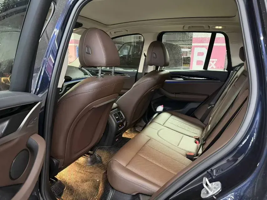 2022 BMW X3 2.0T 184HP L4 8AT,autocango,china used car exporter,china ev exporter,chinese used car exporter,chinese used ev exporter