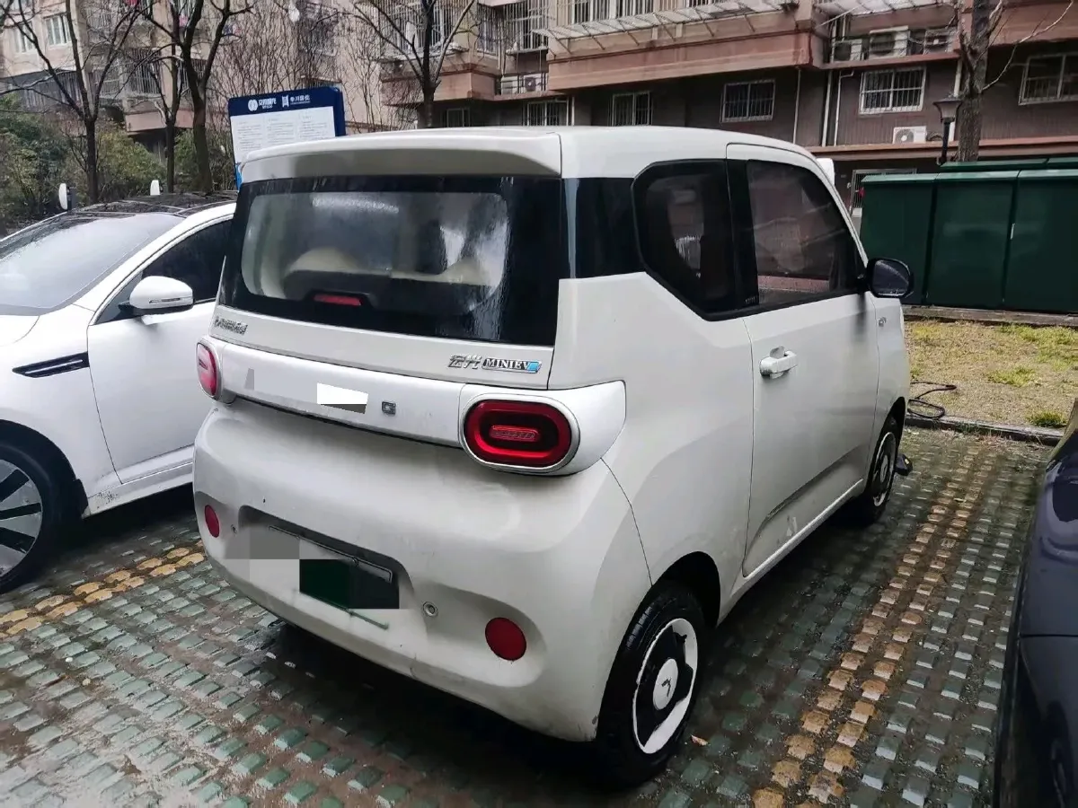 2024 WuLing HongGuang MINI EV BEV 17.3KWH,autocango,china used car exporter,china ev exporter,chinese used car exporter,chinese used ev exporter