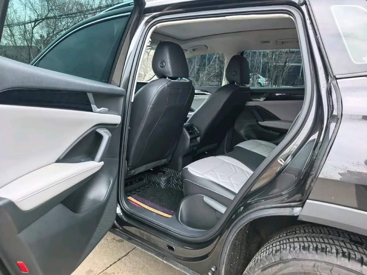 2024 Volkswagen Tayron 2.0T 186HP L4 7DCT,autocango,china used car exporter,china ev exporter,chinese used car exporter,chinese used ev exporter