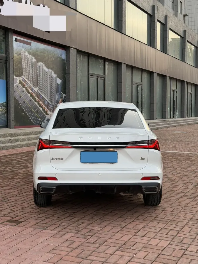 2023 Roewe i5 1.5L 129HP L4 CVT,autocango,china used car exporter,china ev exporter,chinese used car exporter,chinese used ev exporter