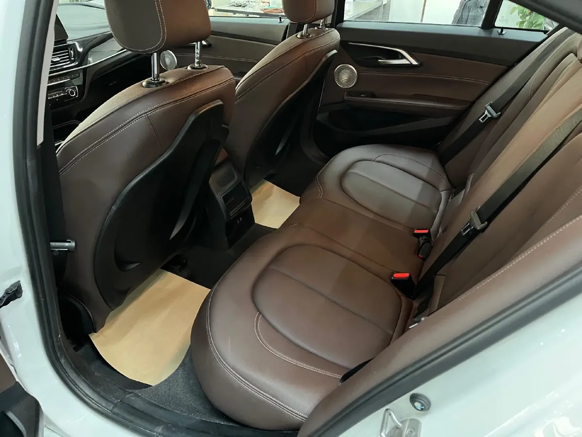 2023 BMW 1 Series 1.5T 136HP L3 7DCT,autocango,china used car exporter,china ev exporter,chinese used car exporter,chinese used ev exporter